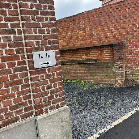Charbonnel 1 A Charleroi-Airport Lejlighed Eksteriør billede